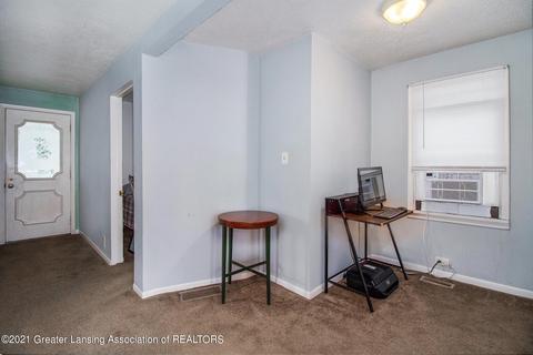 624 E Cavanaugh Rd, Lansing, MI 48910 photo 10