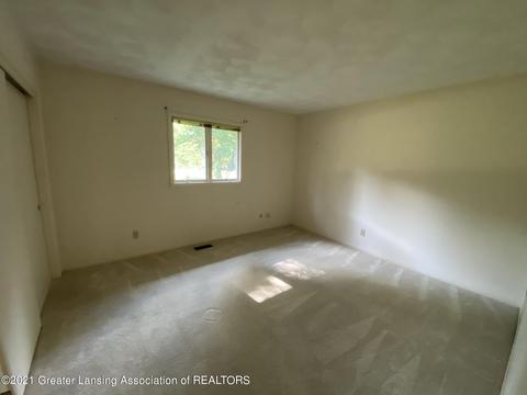 3122 E Broadmoor Dr, Lansing, MI 48906 photo 22