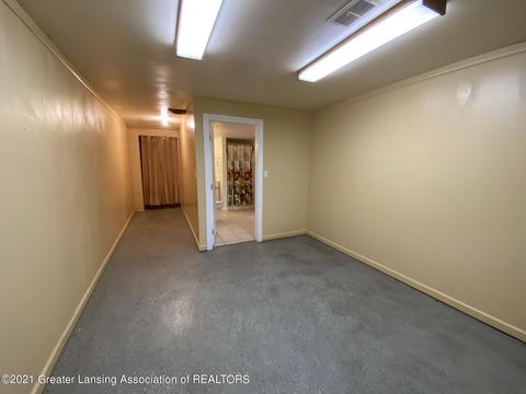 3122 E Broadmoor Dr, Lansing, MI 48906 photo 40