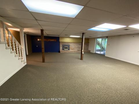3122 E Broadmoor Dr, Lansing, MI 48906 photo 34