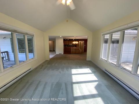 3122 E Broadmoor Dr, Lansing, MI 48906 photo 19