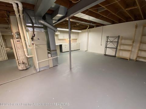 3122 E Broadmoor Dr, Lansing, MI 48906 photo 42