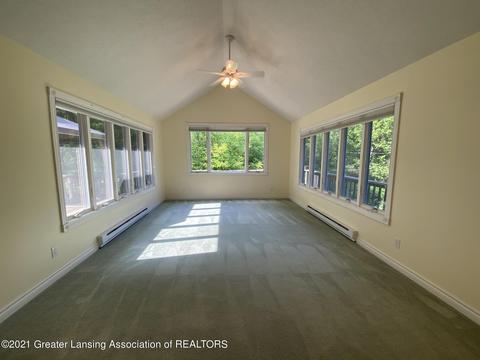 3122 E Broadmoor Dr, Lansing, MI 48906 photo 18