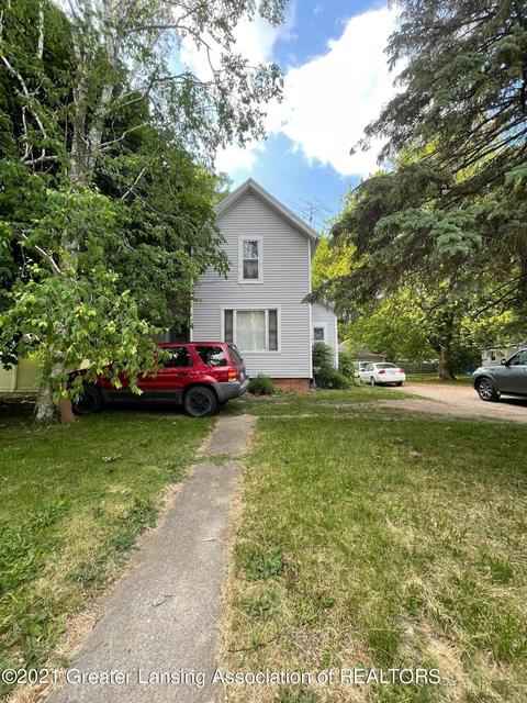 803 E State St, Saint Johns, MI 48879 photo 1