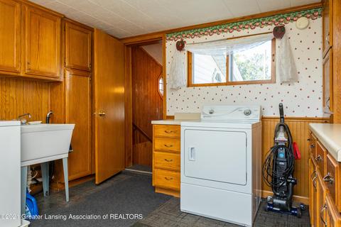 4155 E Colony Rd, Saint Johns, MI 48879 photo 3