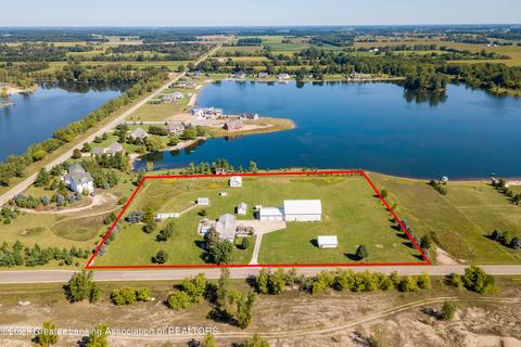 4155 E Colony Rd, Saint Johns, MI 48879 photo 2