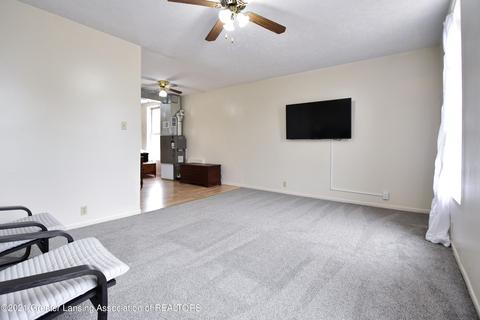 136 E Main St, Springport, MI 49284 photo 6
