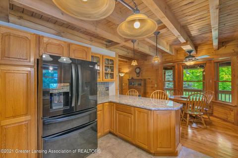 12851 Center Rd, Bath, MI 48808 photo 16