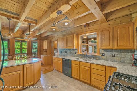 12851 Center Rd, Bath, MI 48808 photo 15