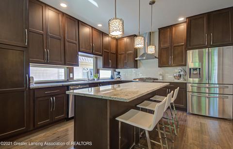 7796 Ashbrook Dr, Haslett, MI 48840 photo 12