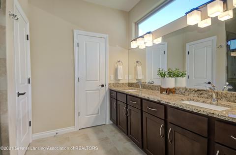 7796 Ashbrook Dr, Haslett, MI 48840 photo 21