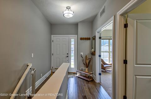 7796 Ashbrook Dr, Haslett, MI 48840 photo 27