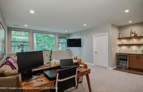 7796 Ashbrook Dr, Haslett, MI 48840 photo 29