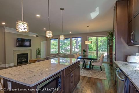 7796 Ashbrook Dr, Haslett, MI 48840 photo 16