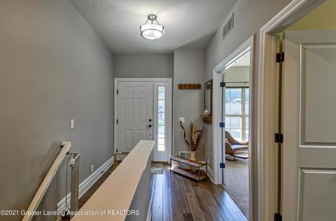 7796 Ashbrook Dr, Haslett, MI 48840 photo 7