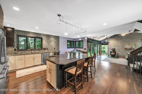 3886 Sheldrake Ave, Okemos, MI 48864 photo 8
