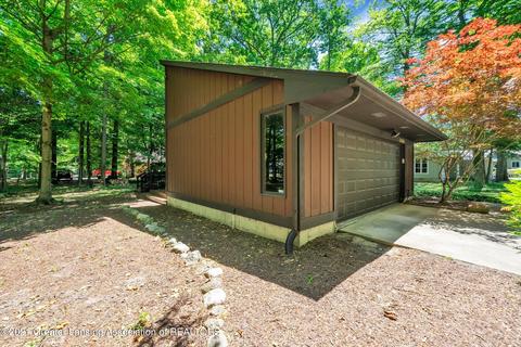 3886 Sheldrake Ave, Okemos, MI 48864 photo 35