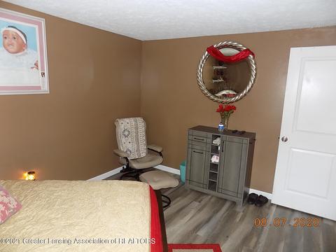 1724 Maisonette Dr, Lansing, MI 48911 photo 8