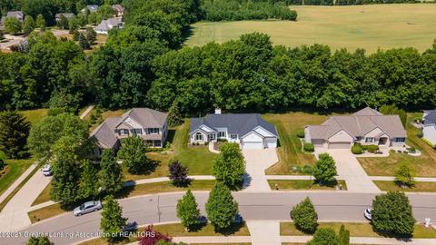 3190 Crofton Dr, Dewitt, MI 48820 photo 4