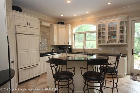 1433 Sanborn Dr, Dewitt, MI 48820 photo 11