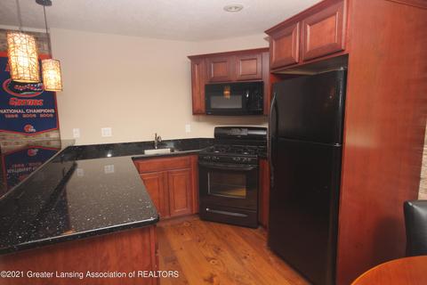 1433 Sanborn Dr, Dewitt, MI 48820 photo 31