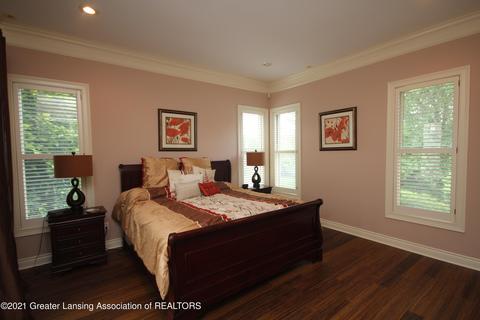 1433 Sanborn Dr, Dewitt, MI 48820 photo 13