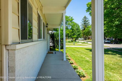 1409 Weber Dr, Lansing, MI 48912 photo 4