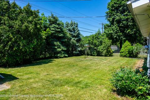 1409 Weber Dr, Lansing, MI 48912 photo 8