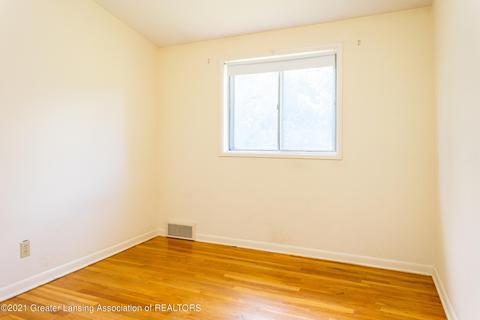 1409 Weber Dr, Lansing, MI 48912 photo 23