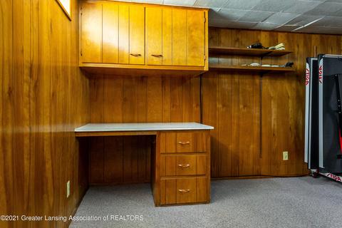 1409 Weber Dr, Lansing, MI 48912 photo 27