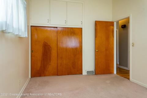 1409 Weber Dr, Lansing, MI 48912 photo 22