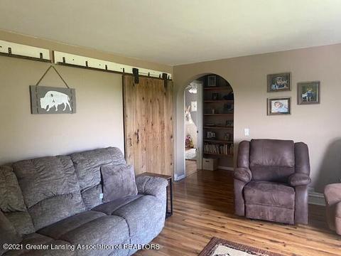 9703 S Norris Rd, Dewitt, MI 48820 photo 3
