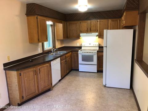 1601 Larkwood Dr, Dewitt, MI 48820 photo 12