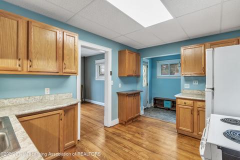 201 E Mount Hope Ave, Lansing, MI 48910 photo 20