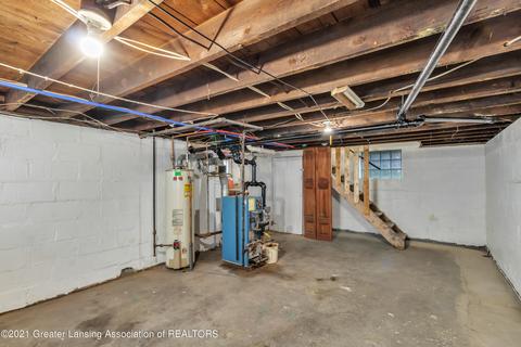 201 E Mount Hope Ave, Lansing, MI 48910 photo 33