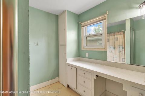 201 E Mount Hope Ave, Lansing, MI 48910 photo 29