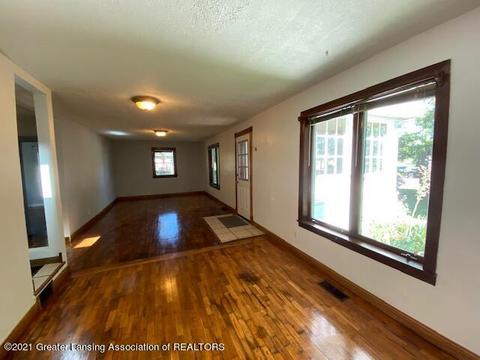5956 Park Lake Rd, Bath, MI 48808 photo 6