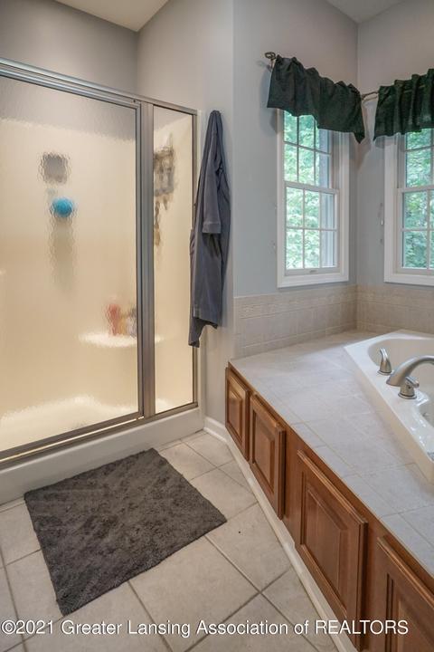 5587 White Ash Ln, Haslett, MI 48840 photo 46