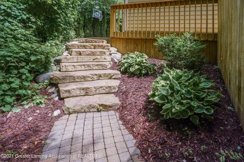 5587 White Ash Ln, Haslett, MI 48840 photo 88