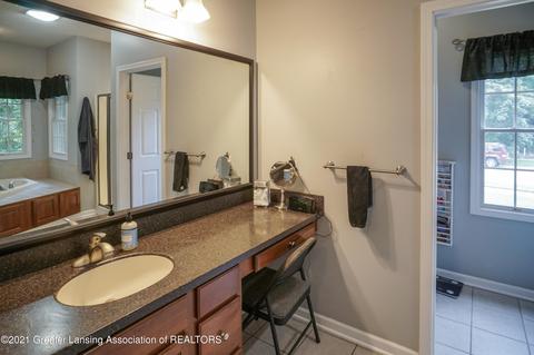 5587 White Ash Ln, Haslett, MI 48840 photo 44