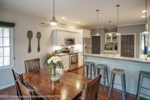 5587 White Ash Ln, Haslett, MI 48840 photo 15