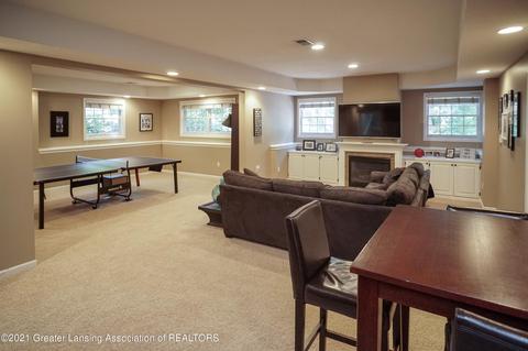 5587 White Ash Ln, Haslett, MI 48840 photo 67