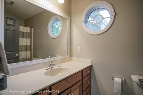 5587 White Ash Ln, Haslett, MI 48840 photo 47