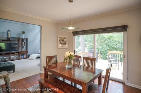 5587 White Ash Ln, Haslett, MI 48840 photo 17