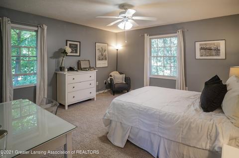 5587 White Ash Ln, Haslett, MI 48840 photo 48