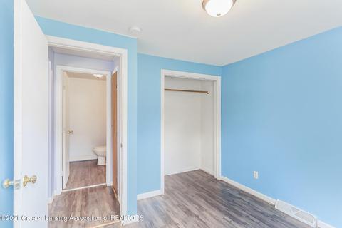 1345 Bennett Rd, Lansing, MI 48906 photo 8