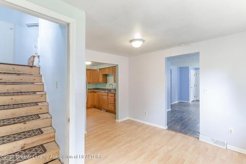 1345 Bennett Rd, Lansing, MI 48906 photo 14