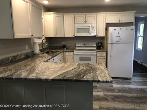 6342 Rosedale Rd, Lansing, MI 48911 photo 7