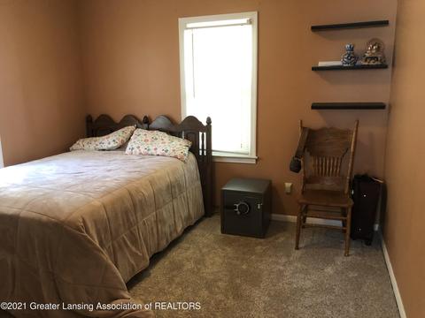 6342 Rosedale Rd, Lansing, MI 48911 photo 18
