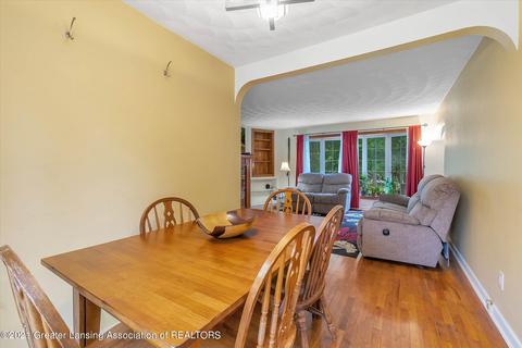 1354 W Webb Rd, Dewitt, MI 48820 photo 7